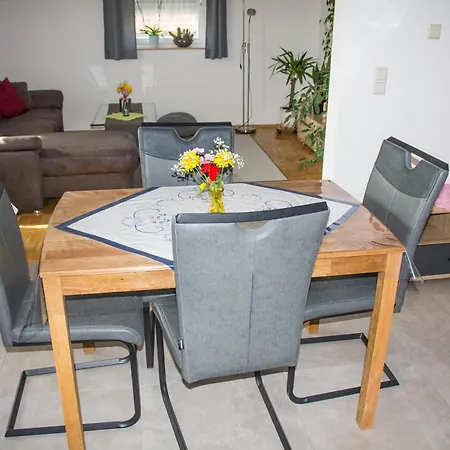 Tauberblick Apartamento *